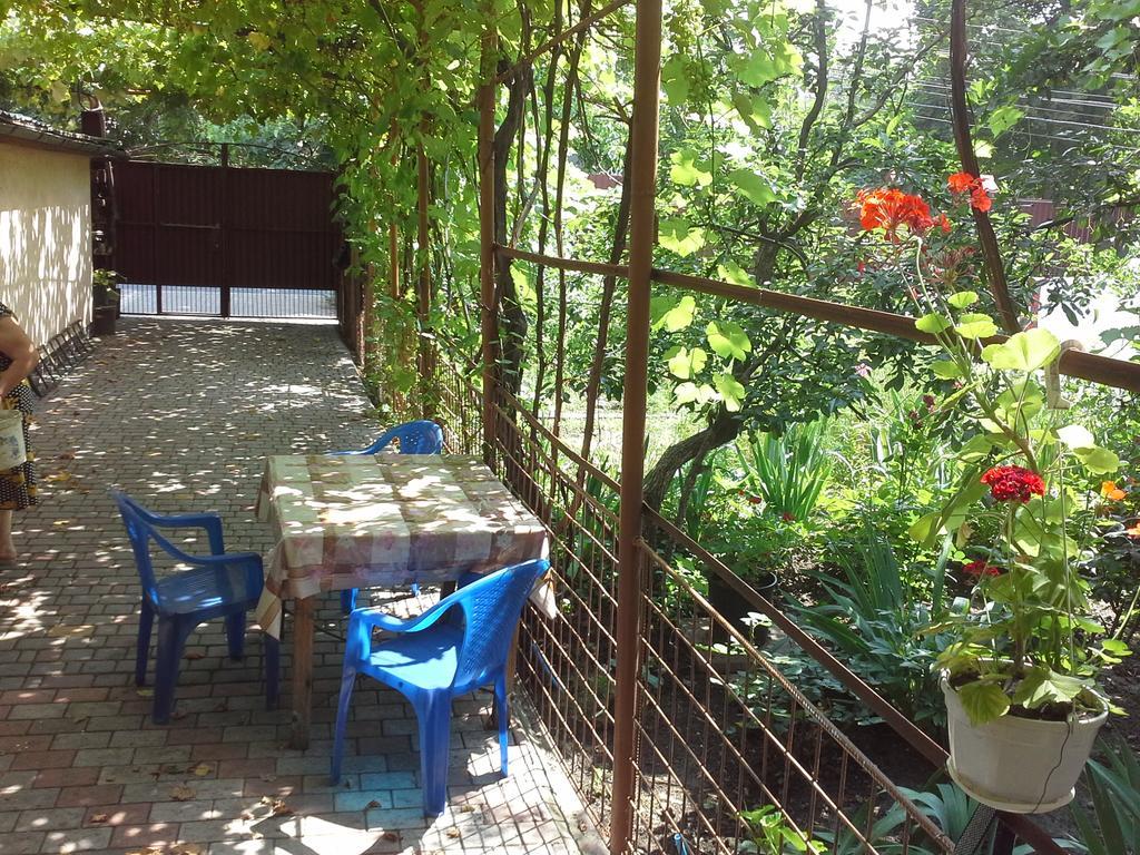Dvorik Na Bolshom Fontane Appartement Odessa Buitenkant foto